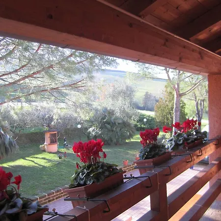 Lantgård Casale Il Gallo Bianco Offagna